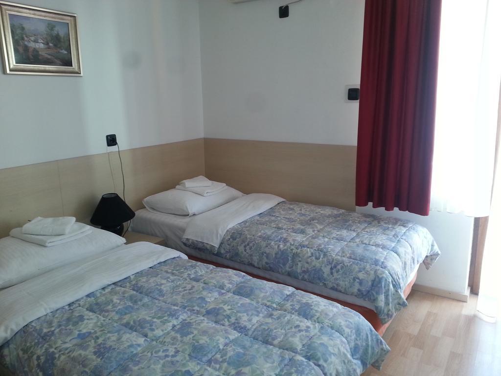 Hotel Viv Trebinje Exterior photo